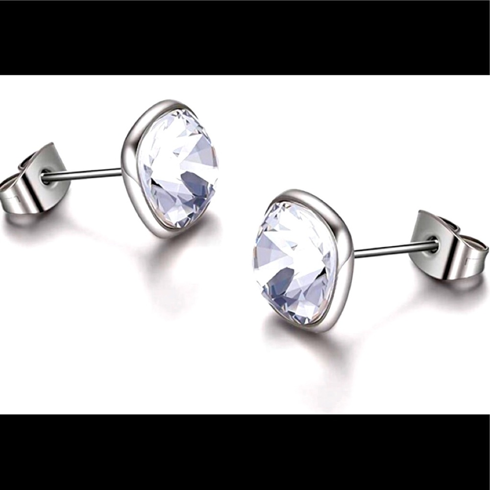 Titanium Earrings for sensitive ears. Cubic Zirconia Studs. Looks like diamonds